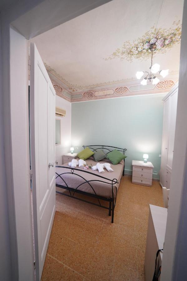 Bed and Breakfast Regina Stella Lascari Exterior foto