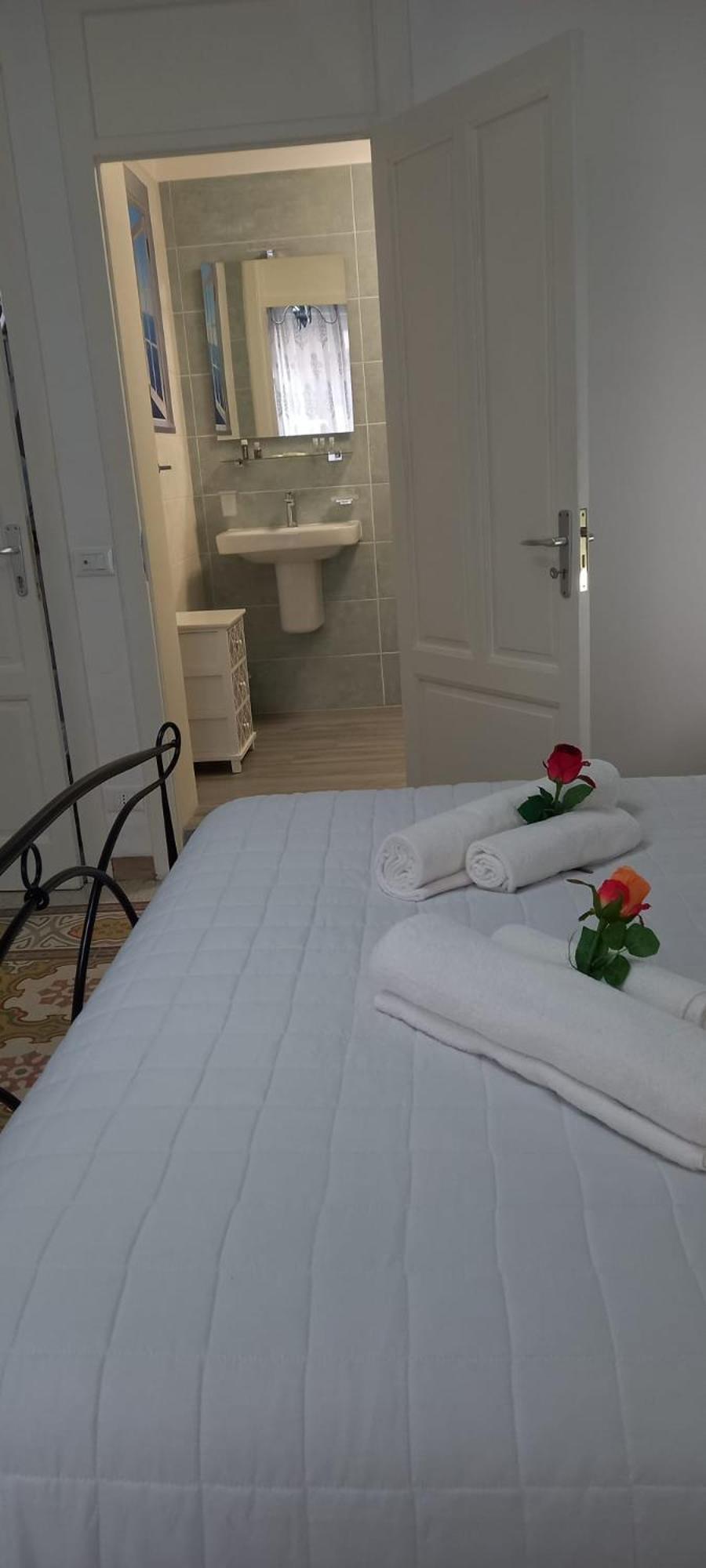 Bed and Breakfast Regina Stella Lascari Exterior foto