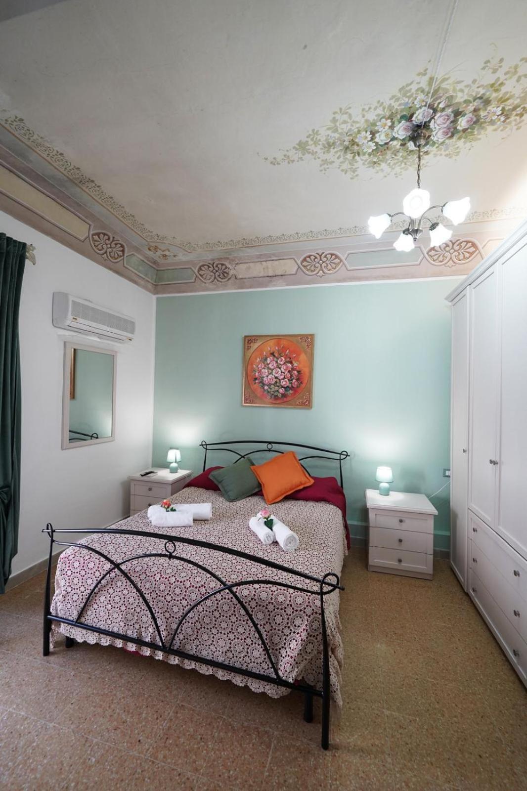 Bed and Breakfast Regina Stella Lascari Exterior foto