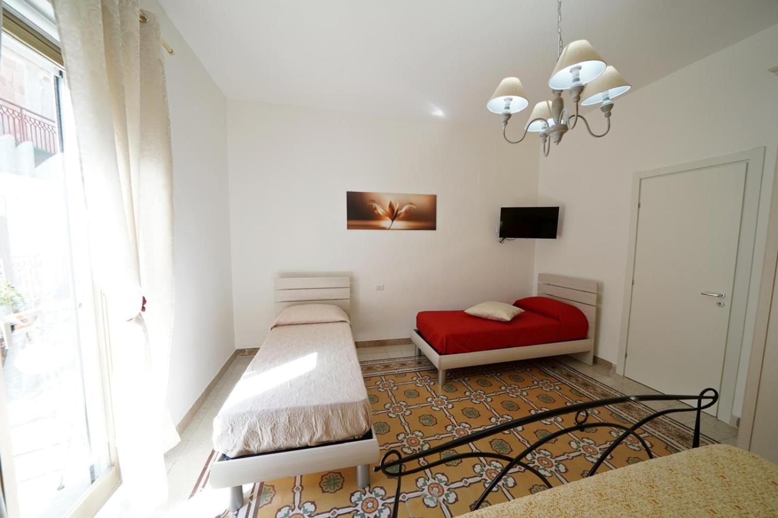 Bed and Breakfast Regina Stella Lascari Exterior foto